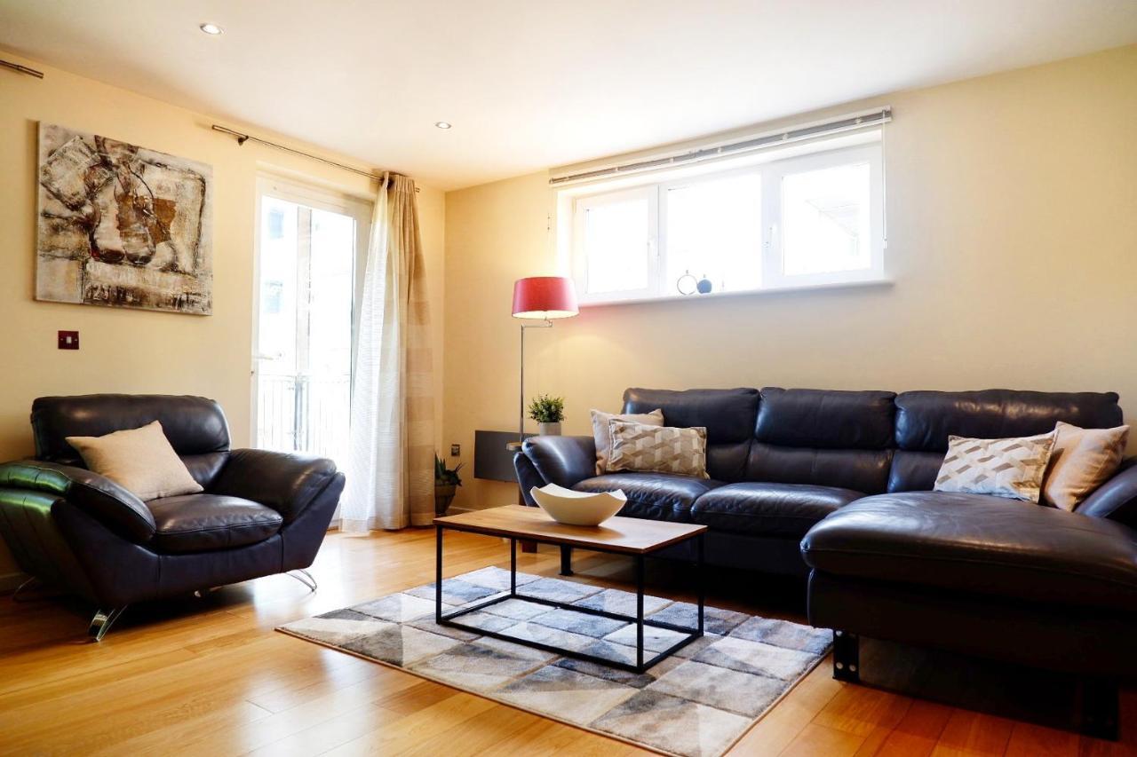 Stunning Apartment Close To Cambridge Station With Free Parking! Exteriör bild
